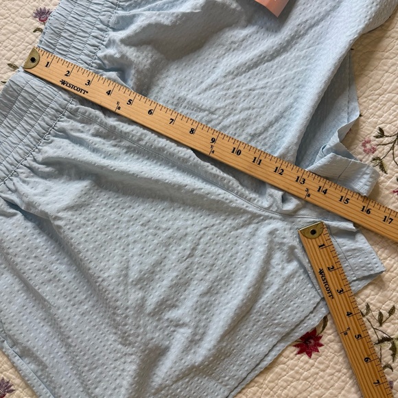 New Vuori Women’s Villa Textured Short Light Mist Blue Size XL VW3082 - Picture 6 of 8